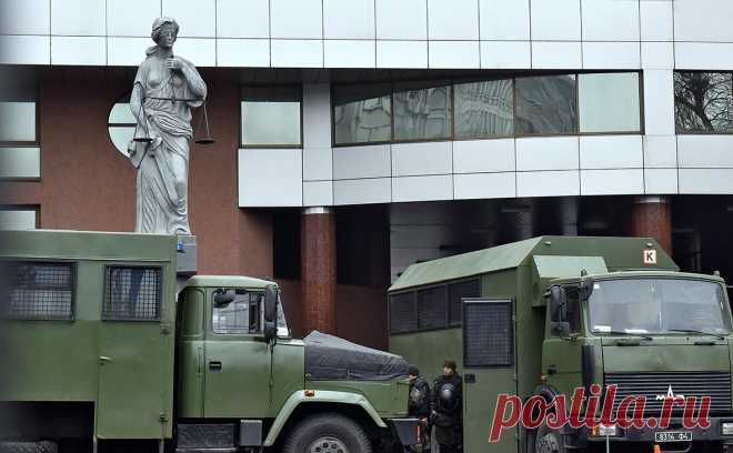 Зеленский ратифицировал Римский статут МУС. Зеленский подписал законопроект о ратификации Римского статута МУС. Украина не ратифицировала этот документ с 2000 года. Как пишет «Европейская правда», причиной были опасения по поводу привлечения к ответственности украинцев