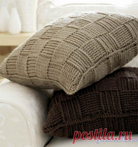 Вязание подушек узором «плетенка»