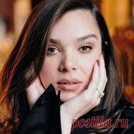 Хейли Стэйнфилд