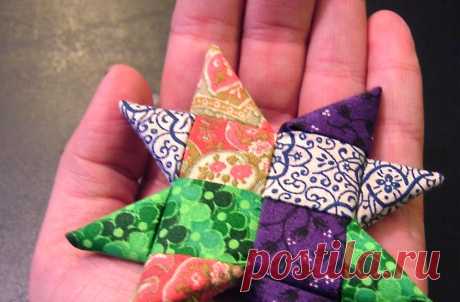 Woven Star Tutorial   I stumbled upon this cool tutorial over at Sofie Legarth's blog .  It's in Danish, so I endeavored to make an English version because I'm ...