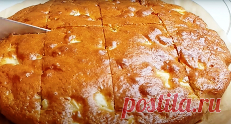 Все смешали и в духовку. Самый вкусный и бюджетный яблочный пирог: пеките хоть каждый день Одним из самых популярных видов выпечки во всем мире считается пирог из яблок. Его актуальность вполне оправдана, так как яблоки — самый доступный фрукт на планете. Причем доступными яблоки были всегда. По этой причине сладкие десерты для бедных — это яблочные пироги. Если яблоки сладкие, то крестьяне могли не добавлять сахар в выпечку, что они […]