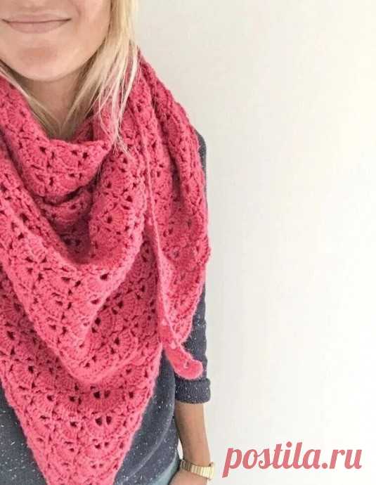 Бактус  крючком