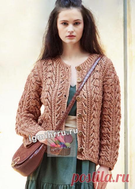 КОРИЧНЕВЫЙ ХЛОПКОВЫЙ ЖАКЕТ С АЖУРНЫМИ ПОЛОСАМИ.