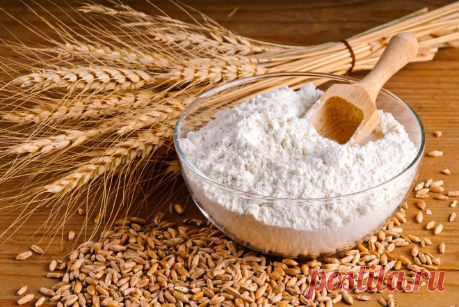 Мука пшеничная | | Кухня Кухня Мука пшеничная-называют пищевой продукт, получаемый из зёрен злаков путём перемалывания. Мука вырабатывается из зёрен различных культур, чаще всего пшеницы. Существует также мука ржаная, овсяная,