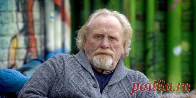 Джеймс Космо