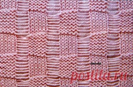 Шахматный узор со спущенными петлями для вязания спицами.