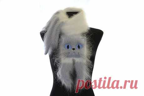 Knitted Scarf / Fuzzy white and gray blue Soft Scarf / от TaniaSh