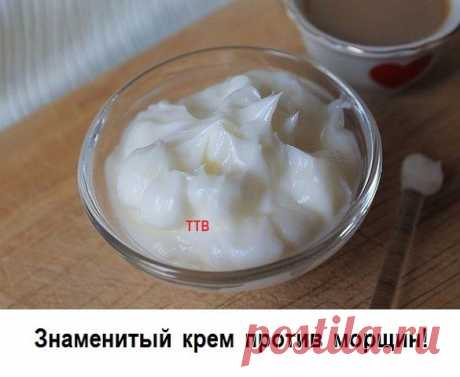 С мужем я разошлась 7 лет назад. В общем-то человек он был неплохой, но вот его мама… Эта женщина являлась к нам каждый день, как на работу. Ее главная цель была – унизить меня, натыкать носом во все, что только можно и доказать, что я полное ничтожество, недостойное ее драгоценного сыночка. 

Муж никогда меня не защищал, и постепенно отношения между нами испортились настолько, что я сама подала на развод. В память о неудачном браке мне осталась дочка – мое счастье, и усто...