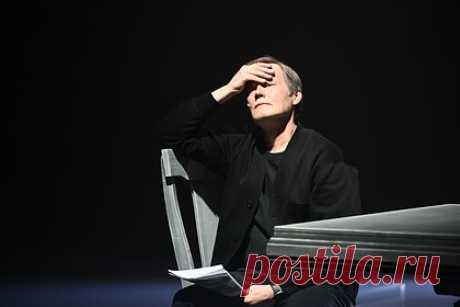Известный российский актер назвал лучший город Земли. Известный российский актер, муж актрисы и телеведущей Юлии Меньшовой Игорь Гордин назвал лучшим городом Земли Петербург. По словам Гордина, несмотря на учебу в Москве, он каждый месяц приезжал в родной город — Петербург. Актер добавил, что ему удалось заразить своей любовью к Петербургу и дочь Таисию.