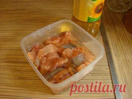 Деликатесная «семга» из горбуши: простой рецепт вкусной слабосоленой рыбы | Наша Дача | Яндекс Дзен