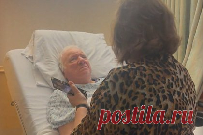 Удочеренная в младенчестве женщина нашла пожилого отца спустя 56 лет поисков. Жительница США, удочеренная в младенчестве, воссоединилась с пожилым отцом спустя 56 лет. Чтобы найти отца, женщина создала закрытую группу в социальной сети, собрав друзей и добровольцев, которые помогли бы ей в поисках. Она также занесла свои образцы ДНК в многочисленные реестры, надеясь получить сходство.