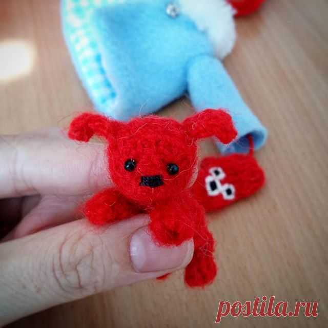 Тяф!🐶Я это сделала!!!😲💪
#мультфильмВарежка
#Варежка
#щенок
#амигуруми
#СладулькиотИриски