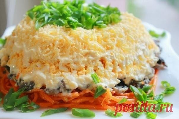 Лучшие кулинарные рецепты: Очень вкусный салат с корейской морковкой.
