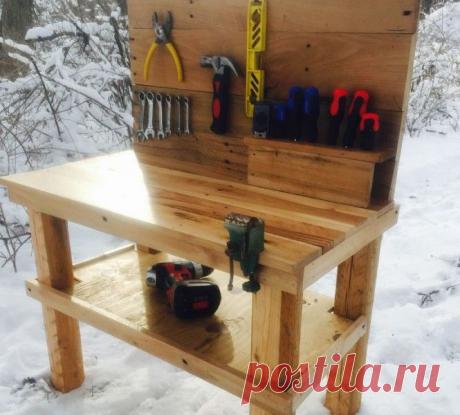 Настоящий верстак для сына