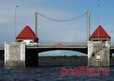 Наследие Пруссии в Калининградской области - замок Лабиау Полесск (до 1946 г. Лабиау, Labiau), город Калининградской области. Упоминается в 1258 г.; городское право получено в 1642 г.; с 1946 г. административный центр одноименного района, ныне — муниципально...