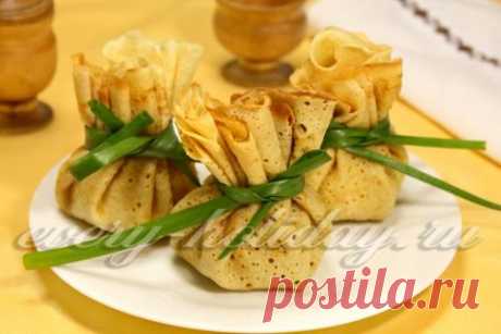 Блинные мешочки с начинкой из картофеля и брынзы