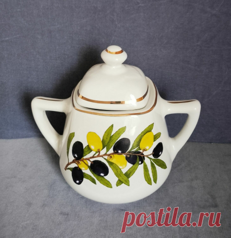 Винтаж: Сахарница Фарфор Товарищества М.С. Кузнецова купить в интернет-магазине Ярмарка Мастеров по цене 790 ₽ – X62PKRU, Кухонная утварь винтажная, Рошаль - доставка по России Винтаж: Сахарница Фарфор Товарищества М.С. Кузнецова в наличии в интернет-магазине на Ярмарке Мастеров - 55710776. Кухонная утварь винтажная от Antiq-vintag. Размер: 19*17*12 см
Вес: 835 г. Материал: фарфор. Гарантированная доставка по всей России. Отзывы реальных покупателей и фото