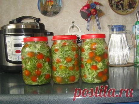 Квашеные помидоры черри в тертых огурцах..