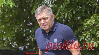 Фицо: сценарий покушения на Трампа в США «под копирку» такой же, как в Словакии. Сценарий стрельбы в США «под копирку» такой же, как в Словакии, заявил словацкий премьер-министр Роберт Фицо, комментируя покушение на бывшего американского лидера Дональда Трампа. Читать далее