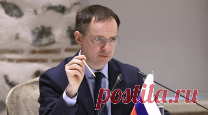 Мединский: Россия передала Украине первый список из 640 военнопленных. Россия передала Украине первый список из 640 военнопленных категорий «раненые», «тяжелобольные» и «молодёжь», с тем чтобы начать обмен. Читать далее