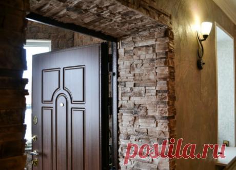 10 лучших способов отделать откосы входной двери внутри квартиры + 40 фото для вдохновения