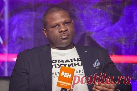 Бывший американский боксер выиграл первый бой под российским флагом. Бывший американский боксер Кевин Джонсон выиграл первый бой под флагом России. Спортсмены дрались по правилам бокса в перчатках для смешанных единоборств (ММА). Джонсон, в январе получивший российское гражданство, победил ирландца Шона Тернера нокаутом в четвертом раунде.