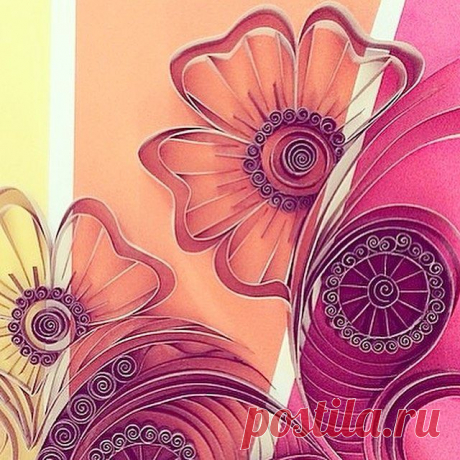 I've wanted to re-create more of these flowers for quite some time... and I've now got the chance
! 
A sweet new piece in the works... think Purple!