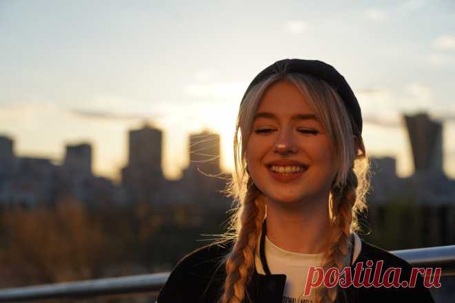 Финалистка «Голоса» спела «Кукушку» в память об отце, погибшем в СВО. Украинцы написали комментарий под видео | Не пропусти! ✪ | Дзен