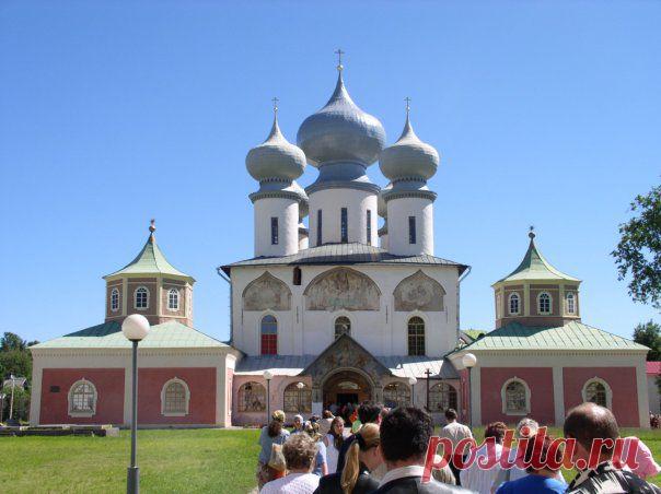 Тихвинский монастырь