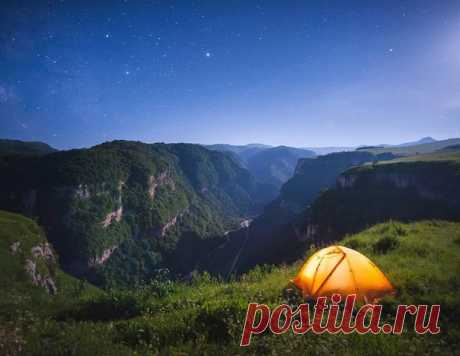 Тызыльское ущелье, Кабардино-Балкария. Автор фото: Евгений Триско. Добрых снов.