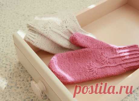 Sherry Mitt by Vicky Chan