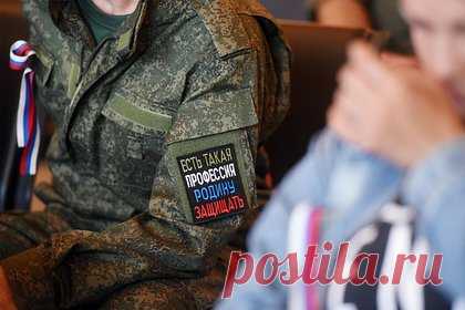 Российскому депутату сократили тюремный срок за участие в СВО. Свердловский областной суд сократил на один месяц срок пребывания в колонии депутату городской думы Алапаевска Илье Чижу. Причиной послабления наказания послужило участие депутата в специальной военной операции. После объявления в розыск депутат вступил в ЧВК «Вагнер». В апреле прошлого года Чиж избил двух человек.