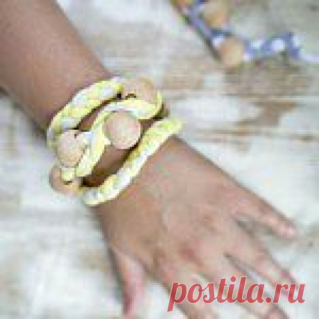 Как сделать браслет своими руками из трикотажа и бусин | Отлично! Школа моды, декора и актуального рукоделия