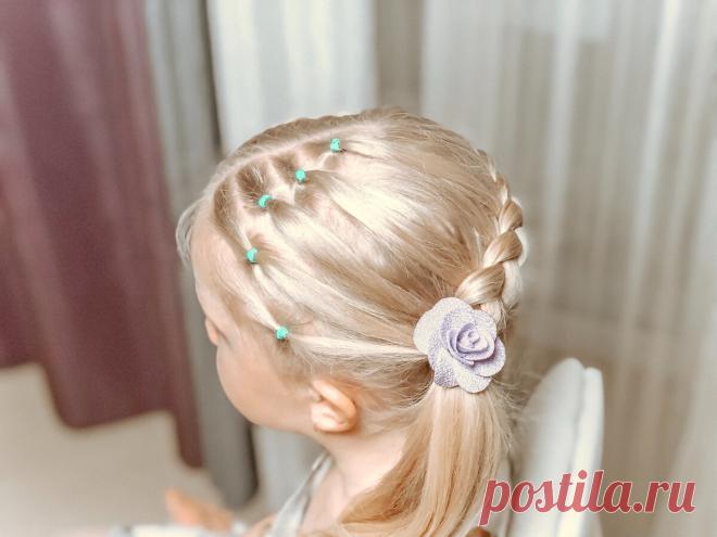 20 детских причесок с косичками на каждый день | LittleMods | Яндекс Дзен