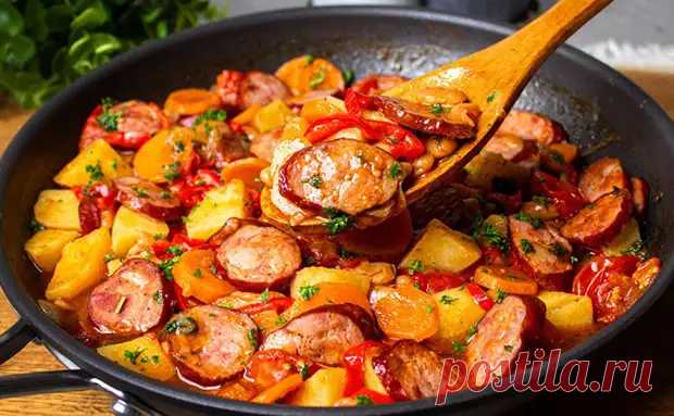 Ленивое мясное рагу без мяса за 10 минут. Используем сосиски и колбаски - Steak Lovers - 27 марта - 43503977555 - Медиаплатформа МирТесен