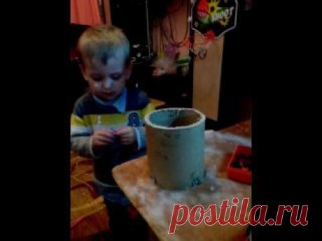 Мише почти два годика, а уже такой помощник)))