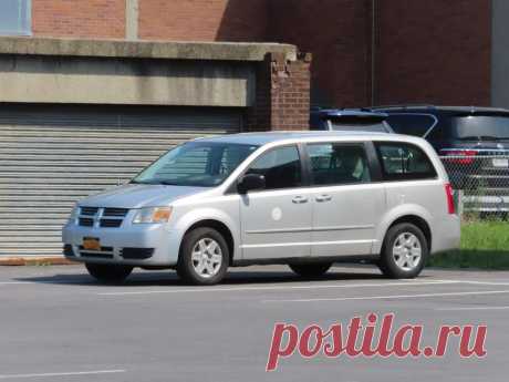 Dodge Caravan: как первый в мире минивэн «породил» новый класс автомобилей и спас Chrysler от банкротства / Авто и транспорт / iXBT Live
