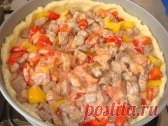 Готовила бы каждый день, но слежу за фигурой. Сытный Открытый мясной пирог 


Пару раз в месяц я себе его позволяю! Просто класс!









Ингредиенты:
Для теста:200 гр. картофеля,200гр. муки,1 яйцо,50гр. сливочного масла,соль.
Для начинки:500гр. свинины (или фарша),2 болгар…