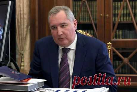 Рогозин назвал сроки доставки боевых роботов «Маркер» в зону СВО. Три перспективных боевых робота «Маркер» доставят в зону специальной военной операции (СВО) в феврале. Такие сроки назвал экс-глава «Роскосмоса», руководитель спецотряда военных советников «Царские волки» Дмитрий Рогозин. По его словам, роботы имеют свой подвесной дрон внутри и хорошее вооружение.