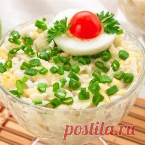 Салат с кальмарами, яблоками и сыром рецепт – салаты с сыром: салаты