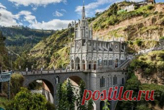 30 древних и современных архитектурных чудес, которые нужно увидеть Здания — это самые впечатляющие и массивные произведения искусства, которые есть у человечества. Они, конечно, требуют вливания огромных сумм денег, но зато результат того стоит. В готовых шедеврах ар...