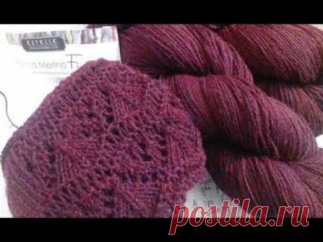 Кардиган "Энни" МК Часть 1 Красивый, ажурный кардиган из шерсти. Давайте вместе создадим этот прекрасный и неповторимый кардиган. Этот кардиган был придуман и разработан мной, а ажурный узор взят с интернета. Размер Российский 52. Нитки 100гр - 400 м Estelle Цвет 406 Спицы 3,5 Часть 1 slclip.com/video/DfjrsB03Wcg/video.html Часть 2 slclip.com/video/-7DdoLelSHM/video.html Часть 3 slclip.com/video/gC5om56RG0Y/video.html Часть 4 slclip.com/video/4aCXznKt11Q/video.html Часть 5...