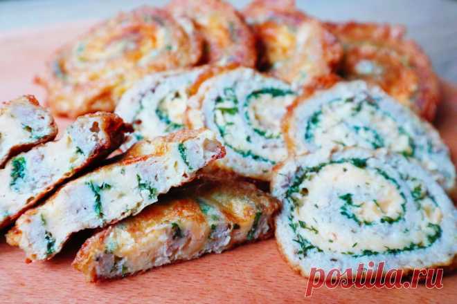 Вкуснейшая закуска из фарша и сыра на Новогодний стол! 
Всем большой привет! Сегодня готовим потрясающую вкусноту из фарша и сыра! Такую закуску можно подать как в горячем, так и в холодном виде в трех вариациях. Закуска получается очень сочной, вкусной и…