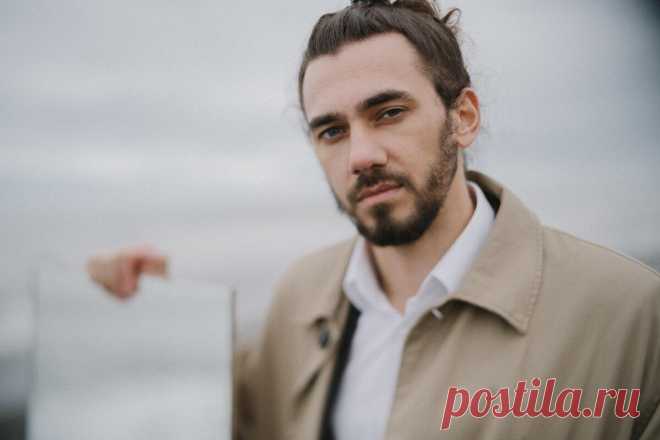 Почему многие мужчины ведут себя неадекватно по отношению к женщинам — наблюдения психолога
Думаю многие замечали, что мужчины часто проявляются не с лучшей стороны, в отношении женщин. Кто-то хамит, кто-то грубит, некоторые и во все отказываются общаться. В этом нет ничего удивительно, если знать причины всего этого. Для начала стоит рассмотреть несколько ситуаций, где мужчины проявляются не...
Читай дальше на сайте. Жми подробнее ➡
