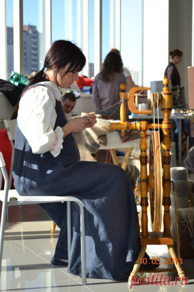 Елена Молостова