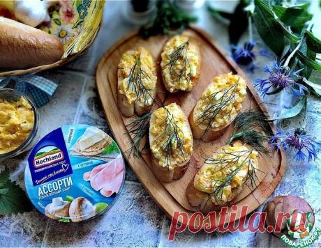 Намазка сырно-морковная на чесночные гренки – кулинарный рецепт