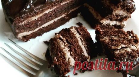 Шоколадный торт Прага - ПУТЕШЕСТВУЙ ПО САЙТУ. Торт очень вкусный, влажный, ароматный и мега шоколадный. ИНГРЕДИЕНТЫ мука 200 сахар 180 сметана 180 сгущеное молоко 150 яйца 3 сода гашеная 1 какао 3 сгущенка 200 сливочное масло 400 какао порошок 2 абрикосовый джем 3 шоколад 200 молоко или сливки 100 ПОШАГОВЫЙ РЕЦЕПТ ПРИГОТОВЛЕНИЯ Яйца взбиваем с сахаром до …