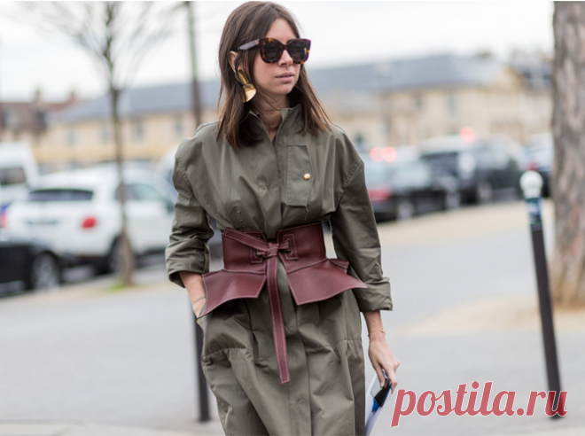 Как носить баски и широкие пояса | Новости моды Некогда популярный аксессуар, который прошел путь от всеобщего признания до массовых гонений, возвращается к нам в новом амплуа. Баски можно вполне назвать самым натерпевшимся аксессуаром последних десяти лет. Когда-то без платьев-футляров, облегающих юбок и топов, дополненных легким воланом, не обходился ни одна классическая офисная капсула. Слава их, однако, прошла довольно быстро, и после нее начались …