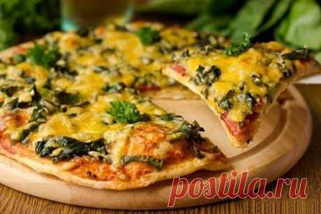 Пицца с авокадо, шпинатом и сервелатом, фото рецепт