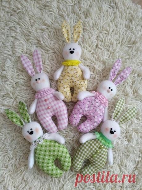 Шьем заек для малышей